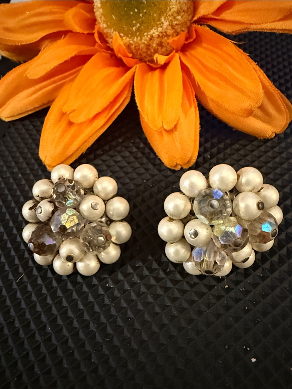 Classic Pearl Cluster Stud Earrings - White